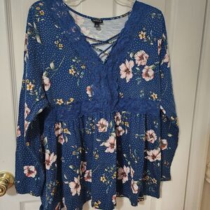 Torrid Navy Floral Lace Blouse Size 2x